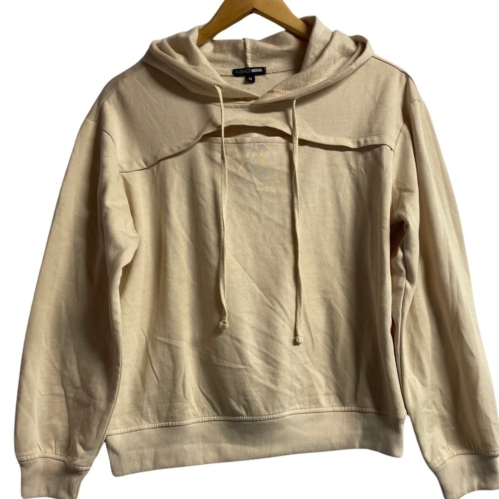 Fashion Nova Athleisure hoodie. Cut out front and back. Nude in color. Cute!!